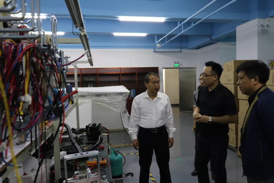 了解現(xiàn)有產(chǎn)品及研發(fā)產(chǎn)品